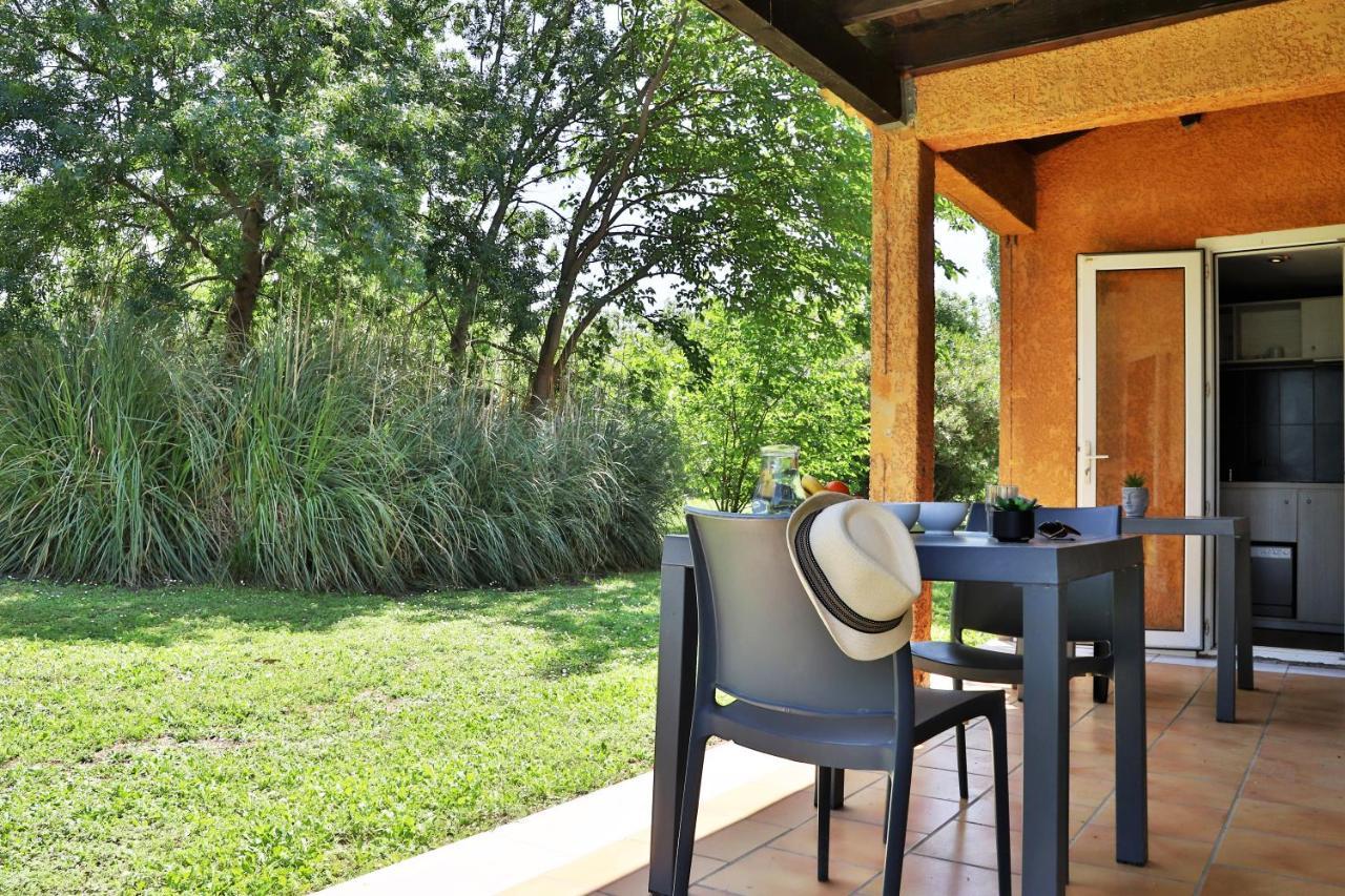 Sowell Residences Les Hameaux De Camargue Arles Exterior foto